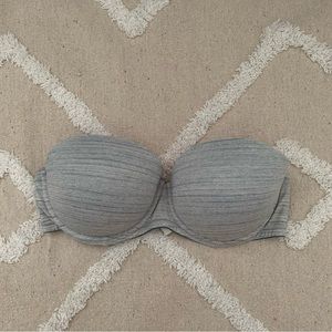 Victoria’s Secret PINK Strapless Push Up Bra